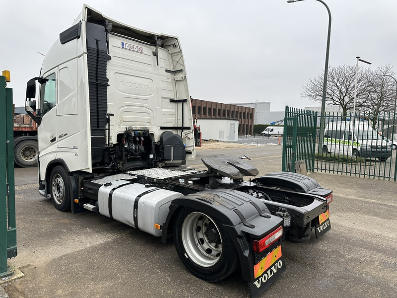 Volvo FH 460 MEGA LOWDECK - HEFSCHOTEL - 295/60R22.5 - FRIGO - SPOILERS - 2 TANKS - BE TRUCK - Cabeza tractora: foto 4 Volvo FH 460 MEGA LOWDECK - HEFSCHOTEL - 295/60R22.5 - FRIGO - SPOILERS - 2 TANKS - BE TRUCK - Cabeza tractora: foto 4