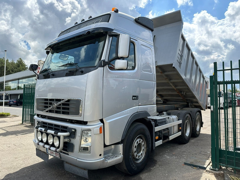 Volvo FH 550 6X4 100T TRACTOR + TIPPER - DOUBLE SYSTEM / WISSELSYSTEEM / DOUBLE PVA - RETARDER - HUB REDUCTION - BE TRUCK - Cabeza tractora: foto 4 Volvo FH 550 6X4 100T TRACTOR + TIPPER - DOUBLE SYSTEM / WISSELSYSTEEM / DOUBLE PVA - RETARDER - HUB REDUCTION - BE TRUCK - Cabeza tractora: foto 4
