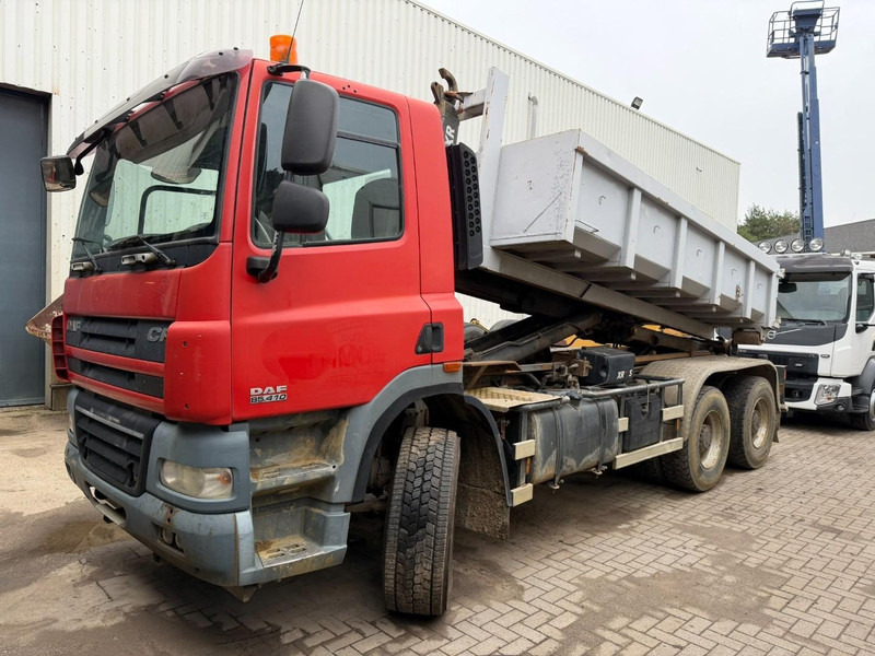DAF CF 85.410 6x4 HOOKLIFT HIAB MULTILIFT - MANUAL ZF - EURO 4 - STEEL SPRING / BLATT / LAMES - BIG AXLES / HUB REDUCTION - BE TRUCK - Multibasculante camión: foto 3 DAF CF 85.410 6x4 HOOKLIFT HIAB MULTILIFT - MANUAL ZF - EURO 4 - STEEL SPRING / BLATT / LAMES - BIG AXLES / HUB REDUCTION - BE TRUCK - Multibasculante camión: foto 3