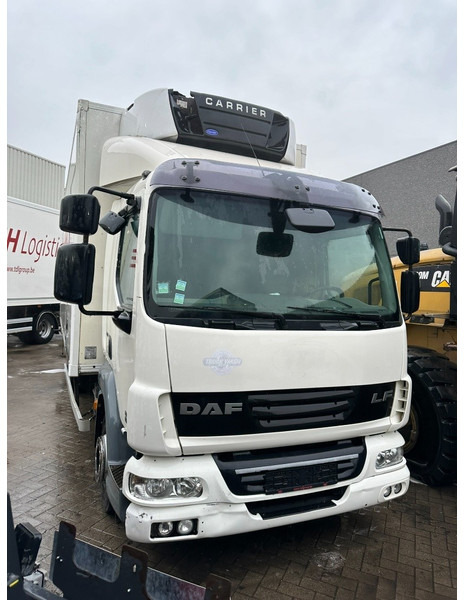DAF LF 45.220 12T E5 4x2 - FRIGO CARRIER - BOX 5m30 x 2m35 x 2m46 - *407.000km* - A/C - TAILLIFT - AUTOMATIC - BE TRUCK - Frigorífico camión: foto 2 DAF LF 45.220 12T E5 4x2 - FRIGO CARRIER - BOX 5m30 x 2m35 x 2m46 - *407.000km* - A/C - TAILLIFT - AUTOMATIC - BE TRUCK - Frigorífico camión: foto 2
