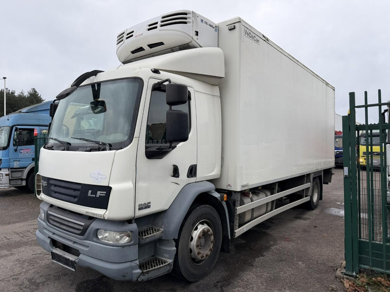 DAF LF 55.300 - 19T FRIGO THERMOKING TS-300e - TAILLIFT - BOX 6m45 x 2m49 x 2m49 - EURO 5 - A/C - BE TRUCK - Frigorífico camión: foto 3 DAF LF 55.300 - 19T FRIGO THERMOKING TS-300e - TAILLIFT - BOX 6m45 x 2m49 x 2m49 - EURO 5 - A/C - BE TRUCK - Frigorífico camión: foto 3