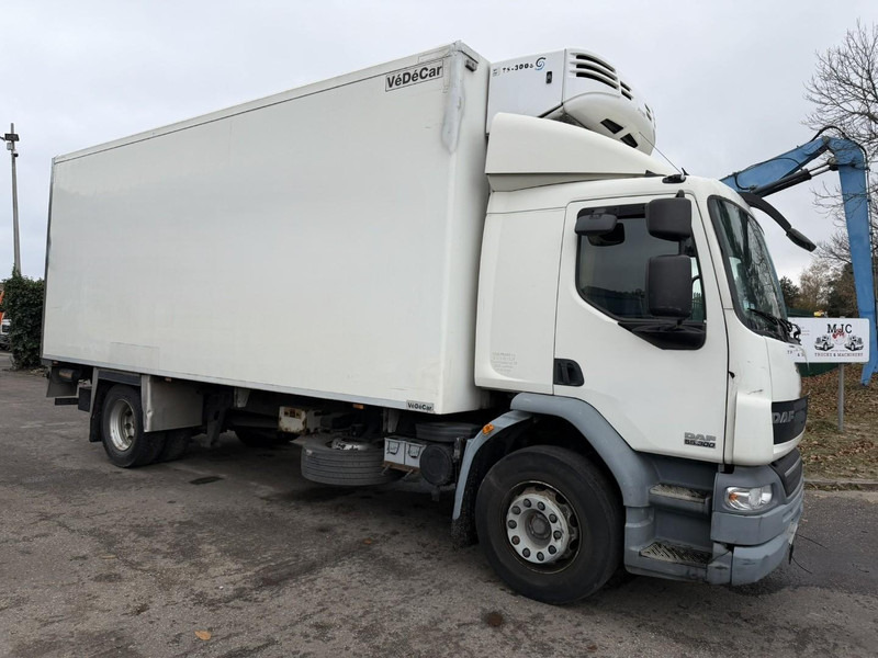 DAF LF 55.300 - 19T FRIGO THERMOKING TS-300e - TAILLIFT - BOX 6m45 x 2m49 x 2m49 - EURO 5 - A/C - BE TRUCK - Frigorífico camión: foto 1 DAF LF 55.300 - 19T FRIGO THERMOKING TS-300e - TAILLIFT - BOX 6m45 x 2m49 x 2m49 - EURO 5 - A/C - BE TRUCK - Frigorífico camión: foto 1