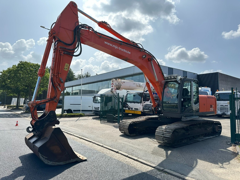 Hitachi ZAXIS ZX250LC-3 *FULL HYDR* - 25.6 T - QUICK HITCH - ISUZU - CE - BE MACHINE - GOOD CONDITION - Excavadora de cadenas: foto 2 Hitachi ZAXIS ZX250LC-3 *FULL HYDR* - 25.6 T - QUICK HITCH - ISUZU - CE - BE MACHINE - GOOD CONDITION - Excavadora de cadenas: foto 2