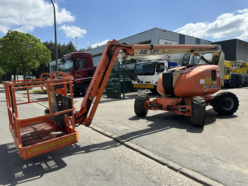 JLG 600AJ 4x4x4 - 20m - 230kg - DIESEL - BE MACHINE - Plataforma elevadora: foto 2 JLG 600AJ 4x4x4 - 20m - 230kg - DIESEL - BE MACHINE - Plataforma elevadora: foto 2