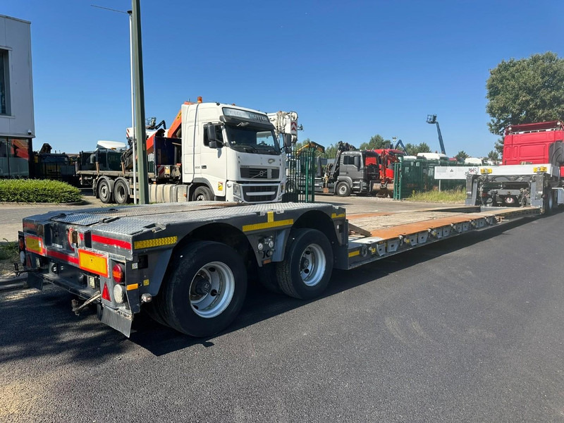 Kässbohrer LB2 48T - LOWBED - TIEFBETT / REMOVABLE NECK - ABNEHMBARE SCHWANENHALS - HYDR STEERING AXLES / LENKACHSEN - BPW - Góndola rebajadas semirremolque: foto 2 Kässbohrer LB2 48T - LOWBED - TIEFBETT / REMOVABLE NECK - ABNEHMBARE SCHWANENHALS - HYDR STEERING AXLES / LENKACHSEN - BPW - Góndola rebajadas semirremolque: foto 2