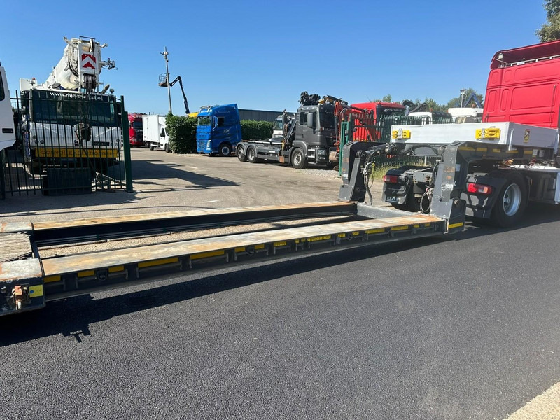 Kässbohrer LB2 48T - LOWBED - TIEFBETT / REMOVABLE NECK - ABNEHMBARE SCHWANENHALS - HYDR STEERING AXLES / LENKACHSEN - BPW - Góndola rebajadas semirremolque: foto 5 Kässbohrer LB2 48T - LOWBED - TIEFBETT / REMOVABLE NECK - ABNEHMBARE SCHWANENHALS - HYDR STEERING AXLES / LENKACHSEN - BPW - Góndola rebajadas semirremolque: foto 5