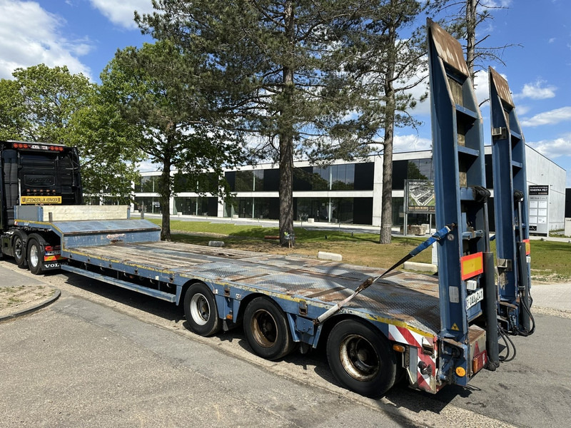 Nooteboom MCO-48-03 60T LOWLOADER / TIEFLADER - 3 STEERING AXLES / 3 LENKACHSEN - RAMPS / RAMPEN - BELG REG. - Góndola rebajadas semirremolque: foto 2 Nooteboom MCO-48-03 60T LOWLOADER / TIEFLADER - 3 STEERING AXLES / 3 LENKACHSEN - RAMPS / RAMPEN - BELG REG. - Góndola rebajadas semirremolque: foto 2