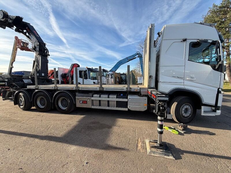 Volvo FH 420 8x4 TRIDEM + (31m!) CRANE HIAB 858 E-7 + JIB X-5 + WINCH - 114.000km - BE TRUCK - Camión grúa: foto 2 Volvo FH 420 8x4 TRIDEM + (31m!) CRANE HIAB 858 E-7 + JIB X-5 + WINCH - 114.000km - BE TRUCK - Camión grúa: foto 2