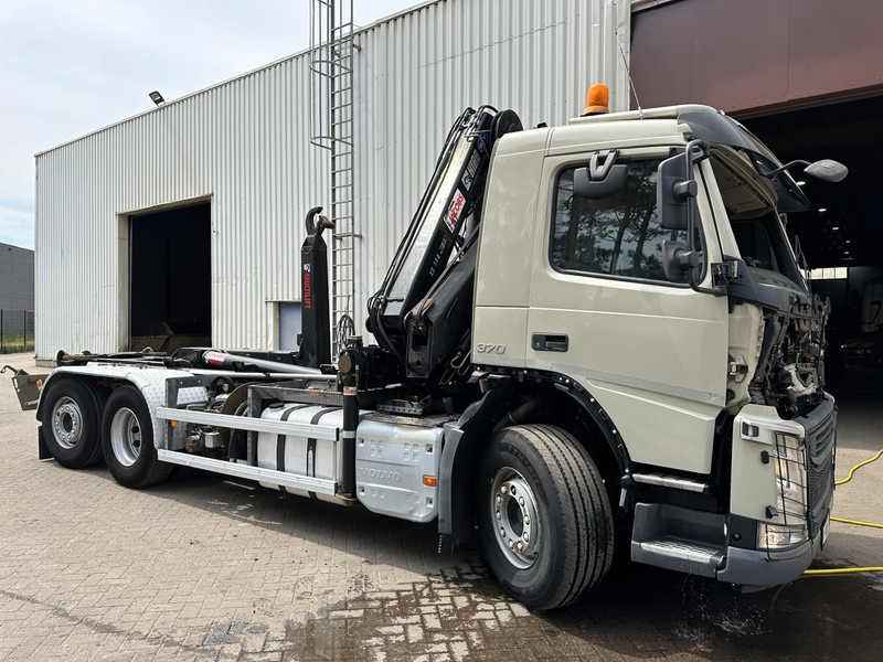 Volvo FM 370 6x2 HOOKLIFT 21T + CRANE HIAB 144 E-4 HIDUO - ENGINE / GEARBOX OK - CHASSIS OK - RUNNING + DRIVING - BE TRUCK - Multibasculante camión, Camión grúa: foto 1 Volvo FM 370 6x2 HOOKLIFT 21T + CRANE HIAB 144 E-4 HIDUO - ENGINE / GEARBOX OK - CHASSIS OK - RUNNING + DRIVING - BE TRUCK - Multibasculante camión, Camión grúa: foto 1