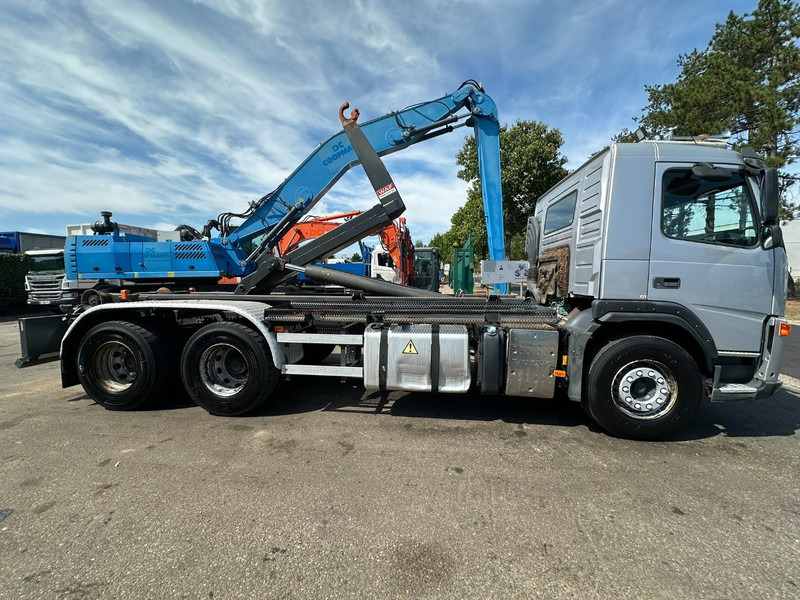 Volvo FM 400 6x4 HOOKLIFT / HAAKARM WAF 20T - EURO 5 - MANUAL - BLADVERING / STEEL SUSPENSION - TÜV 02/2026 - BE TRUCK - Multibasculante camión: foto 4 Volvo FM 400 6x4 HOOKLIFT / HAAKARM WAF 20T - EURO 5 - MANUAL - BLADVERING / STEEL SUSPENSION - TÜV 02/2026 - BE TRUCK - Multibasculante camión: foto 4