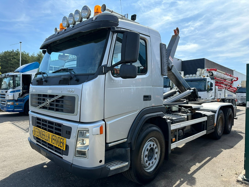 Volvo FM 400 6x4 HOOKLIFT / HAAKARM WAF 20T - EURO 5 - MANUAL - BLADVERING / STEEL SUSPENSION - TÜV 02/2026 - BE TRUCK - Multibasculante camión: foto 3 Volvo FM 400 6x4 HOOKLIFT / HAAKARM WAF 20T - EURO 5 - MANUAL - BLADVERING / STEEL SUSPENSION - TÜV 02/2026 - BE TRUCK - Multibasculante camión: foto 3