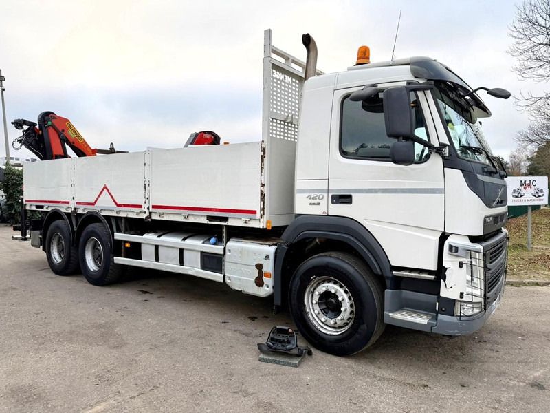 Volvo FM 420 6x4 BAUSTOFF + KRAN PALFINGER PK18502 SH B (3x) - ROTATOR - 5/6 F - TÜV 05/2026 - CG FR - PLATFORM 6m50 - I-Shift - 325.000km - STEEL SPRING / HUB REDUCTI - Camión caja abierta, Camión grúa: foto 1 Volvo FM 420 6x4 BAUSTOFF + KRAN PALFINGER PK18502 SH B (3x) - ROTATOR - 5/6 F - TÜV 05/2026 - CG FR - PLATFORM 6m50 - I-Shift - 325.000km - STEEL SPRING / HUB REDUCTI - Camión caja abierta, Camión grúa: foto 1