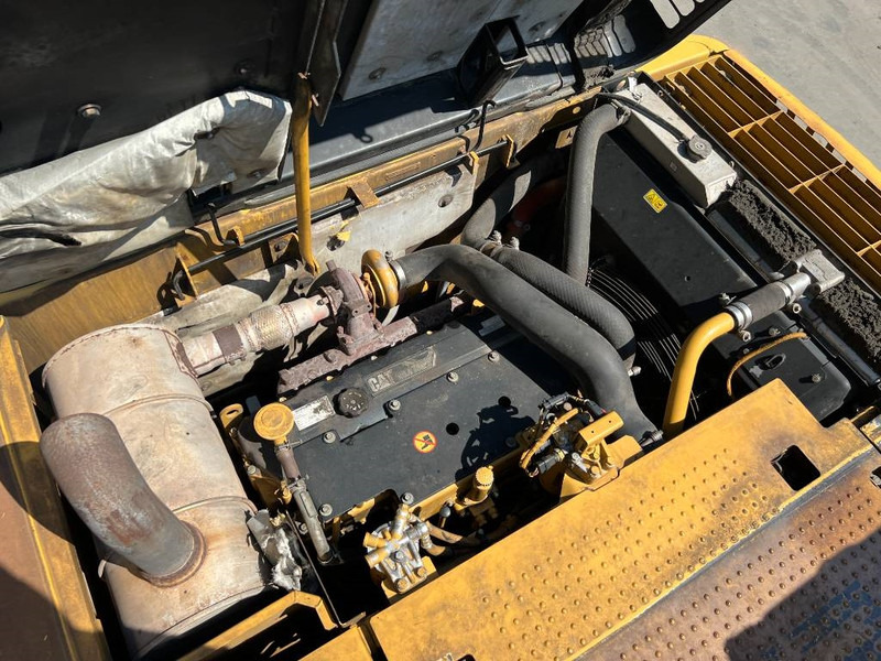 Excavadora de cadenas Cat 320D L: foto 18