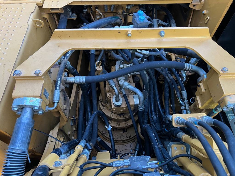 Excavadora de cadenas Cat 323F L: foto 16