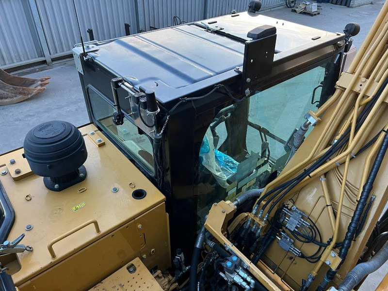 Excavadora de cadenas Cat 323F L: foto 17