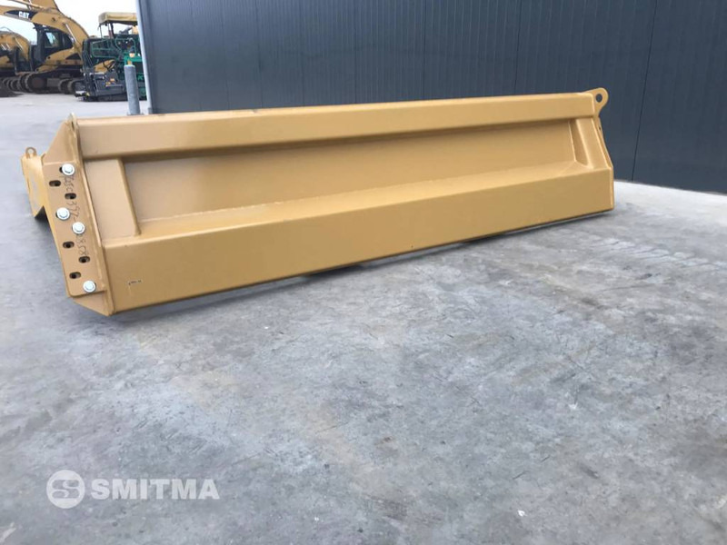Cat 725 - Trampilla elevadora para Maquinaria de construcción: foto 5 Cat 725 - Trampilla elevadora para Maquinaria de construcción: foto 5