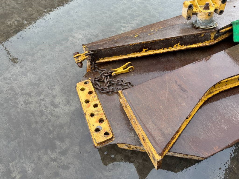 Cat 730 - Trampilla elevadora para Maquinaria de construcción: foto 5 Cat 730 - Trampilla elevadora para Maquinaria de construcción: foto 5