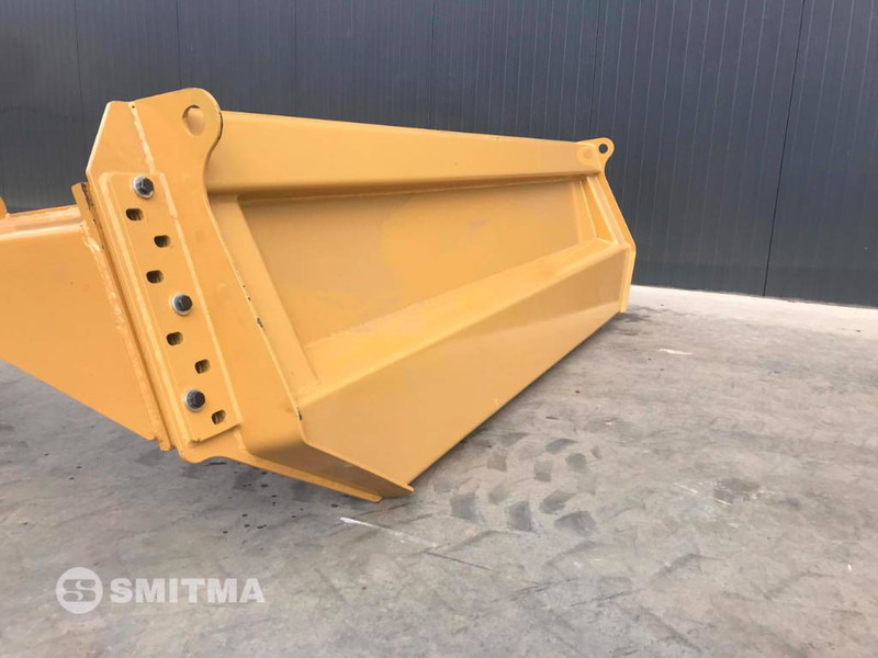 Cat 730C2 - Trampilla elevadora para Maquinaria de construcción: foto 2 Cat 730C2 - Trampilla elevadora para Maquinaria de construcción: foto 2