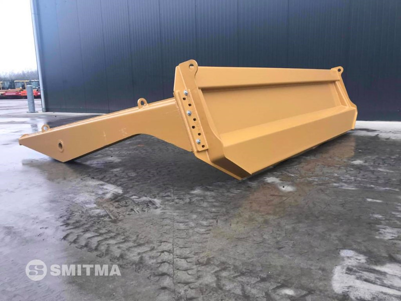 Cat 745C - Trampilla elevadora para Maquinaria de construcción: foto 2 Cat 745C - Trampilla elevadora para Maquinaria de construcción: foto 2