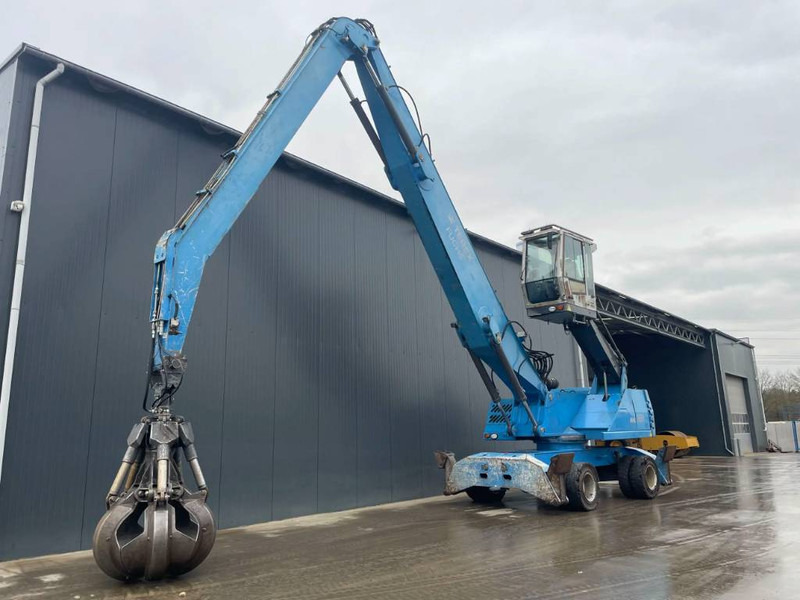 Fuchs MHL350 - Manipulador de materiales: foto 1 Fuchs MHL350 - Manipulador de materiales: foto 1