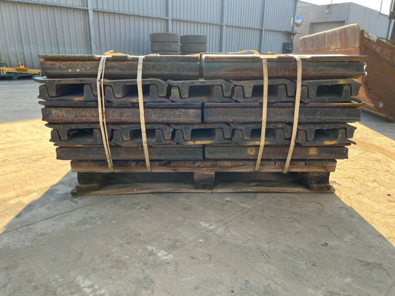 Cat 330C / 330D / 336D / 336E / 336F Shoes - Implemento para Maquinaria de construcción: foto 5 Cat 330C / 330D / 336D / 336E / 336F Shoes - Implemento para Maquinaria de construcción: foto 5