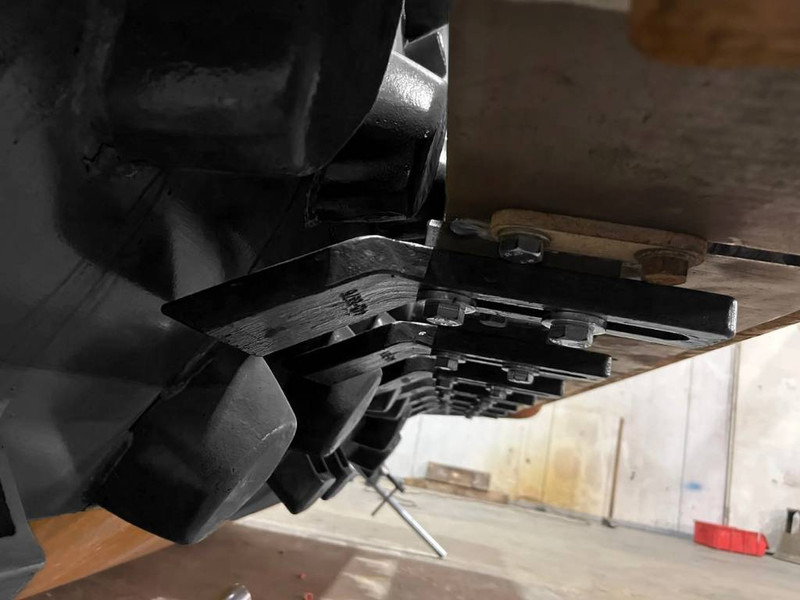 Implemento para Maquinaria de construcción nuevo Dynapac CA610: foto 9