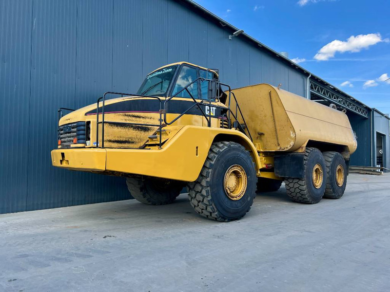 Cat 740 Water Truck - Maquinaria de construcción: foto 1 Cat 740 Water Truck - Maquinaria de construcción: foto 1