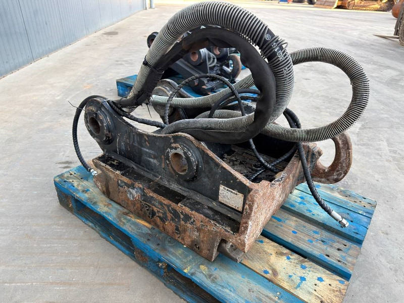 OilQuick OQ70/55 - M314F / M316F / M318F - Acoplamiento rápido para Maquinaria de construcción: foto 3 OilQuick OQ70/55 - M314F / M316F / M318F - Acoplamiento rápido para Maquinaria de construcción: foto 3