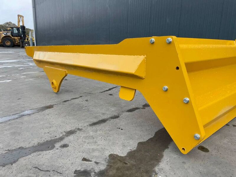 Volvo A25G - Trampilla elevadora para Maquinaria de construcción: foto 5 Volvo A25G - Trampilla elevadora para Maquinaria de construcción: foto 5