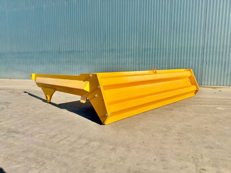 Volvo A30D - Trampilla elevadora para Maquinaria de construcción: foto 2 Volvo A30D - Trampilla elevadora para Maquinaria de construcción: foto 2