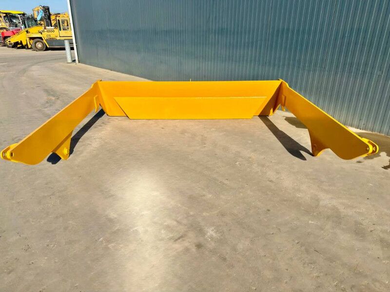 Volvo A30D - Trampilla elevadora para Maquinaria de construcción: foto 5 Volvo A30D - Trampilla elevadora para Maquinaria de construcción: foto 5