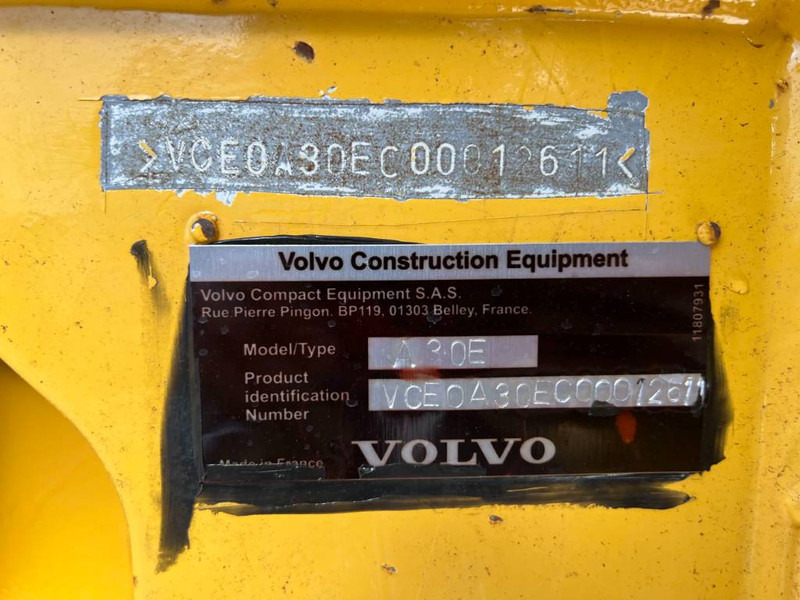 Dúmper articulado Volvo A30E: foto 12