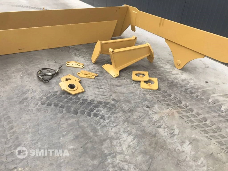 Volvo A30F - Trampilla elevadora para Maquinaria de construcción: foto 5 Volvo A30F - Trampilla elevadora para Maquinaria de construcción: foto 5