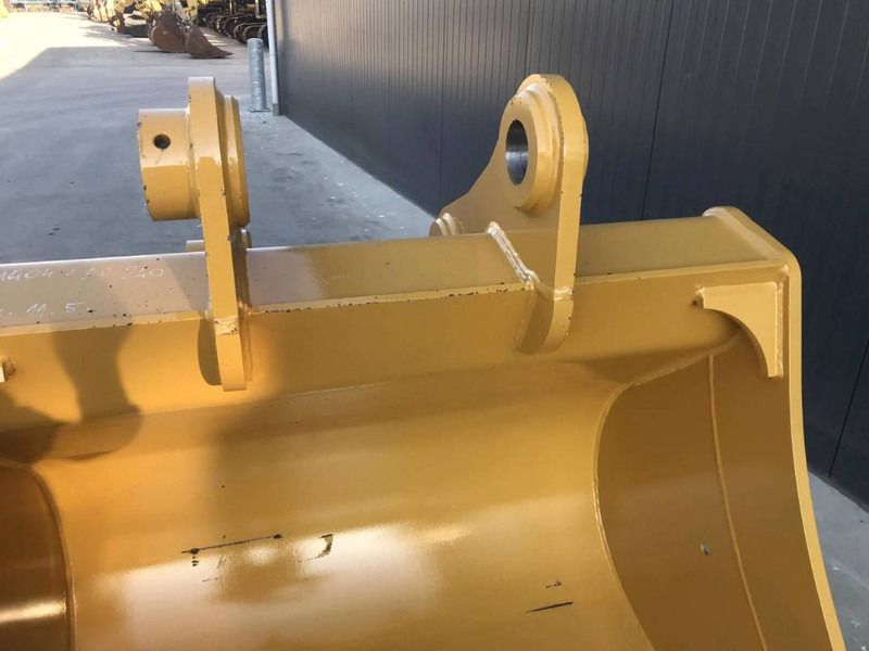 Volvo EC240 - Cazo para Maquinaria de construcción: foto 3 Volvo EC240 - Cazo para Maquinaria de construcción: foto 3