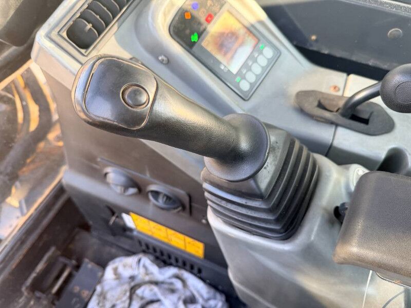 Yanmar VIO57-6B - Miniexcavadora: foto 5 Yanmar VIO57-6B - Miniexcavadora: foto 5