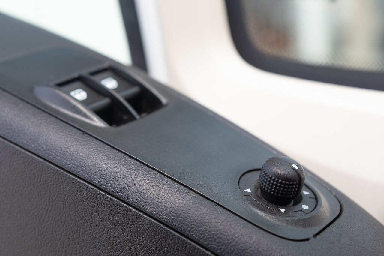 Camión tienda nuevo Bannert FOOD TRUCK Imbiss Handlowy Empty: foto 9