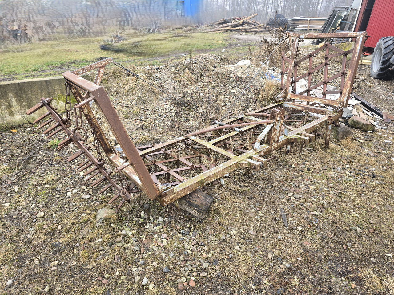 Brony Polowe 5 m - Grada: foto 1 Brony Polowe 5 m - Grada: foto 1