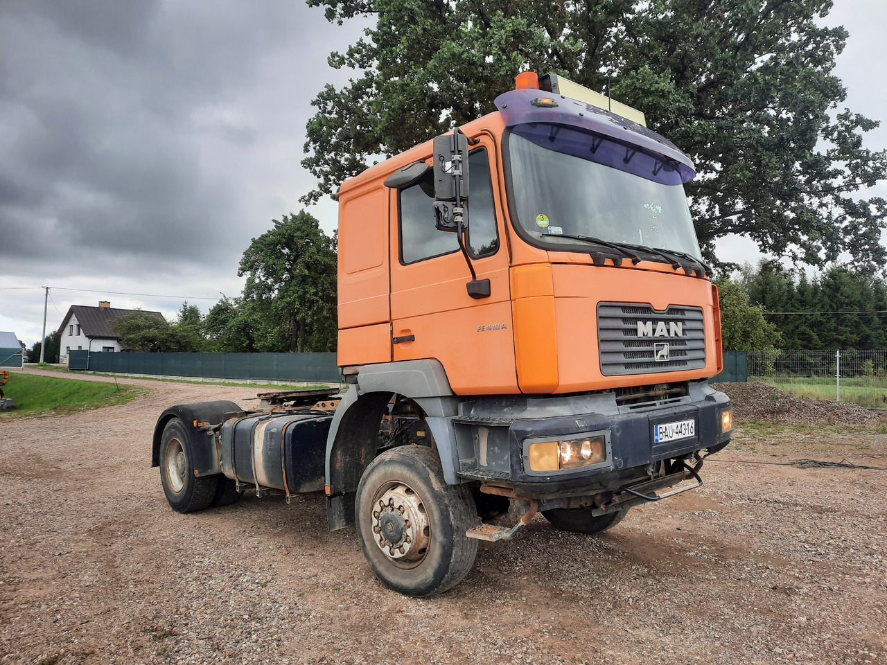 MAN FE 410 A, 4x4 - Cabeza tractora: foto 2 MAN FE 410 A, 4x4 - Cabeza tractora: foto 2