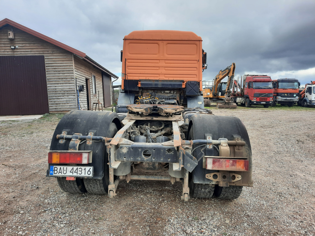 MAN FE 410 A, 4x4 - Cabeza tractora: foto 5 MAN FE 410 A, 4x4 - Cabeza tractora: foto 5