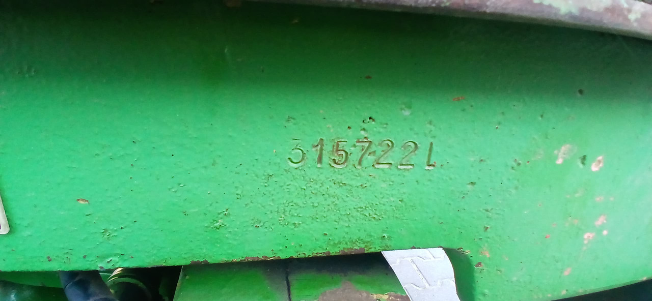 JOHN DEERE 3030E - Tractor: foto 5 JOHN DEERE 3030E - Tractor: foto 5