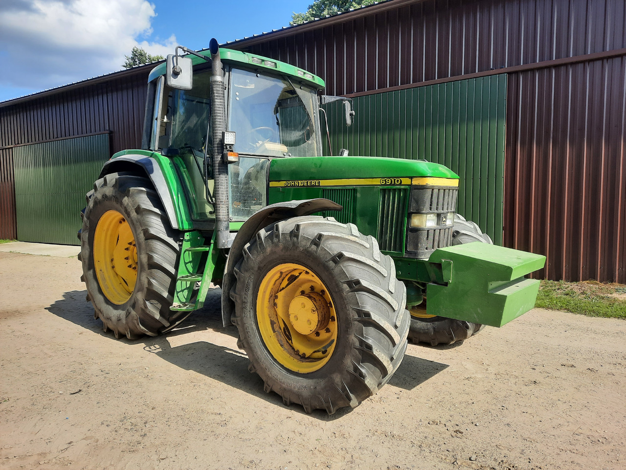 JOHN DEERE 6910 - Tractor: foto 4 JOHN DEERE 6910 - Tractor: foto 4