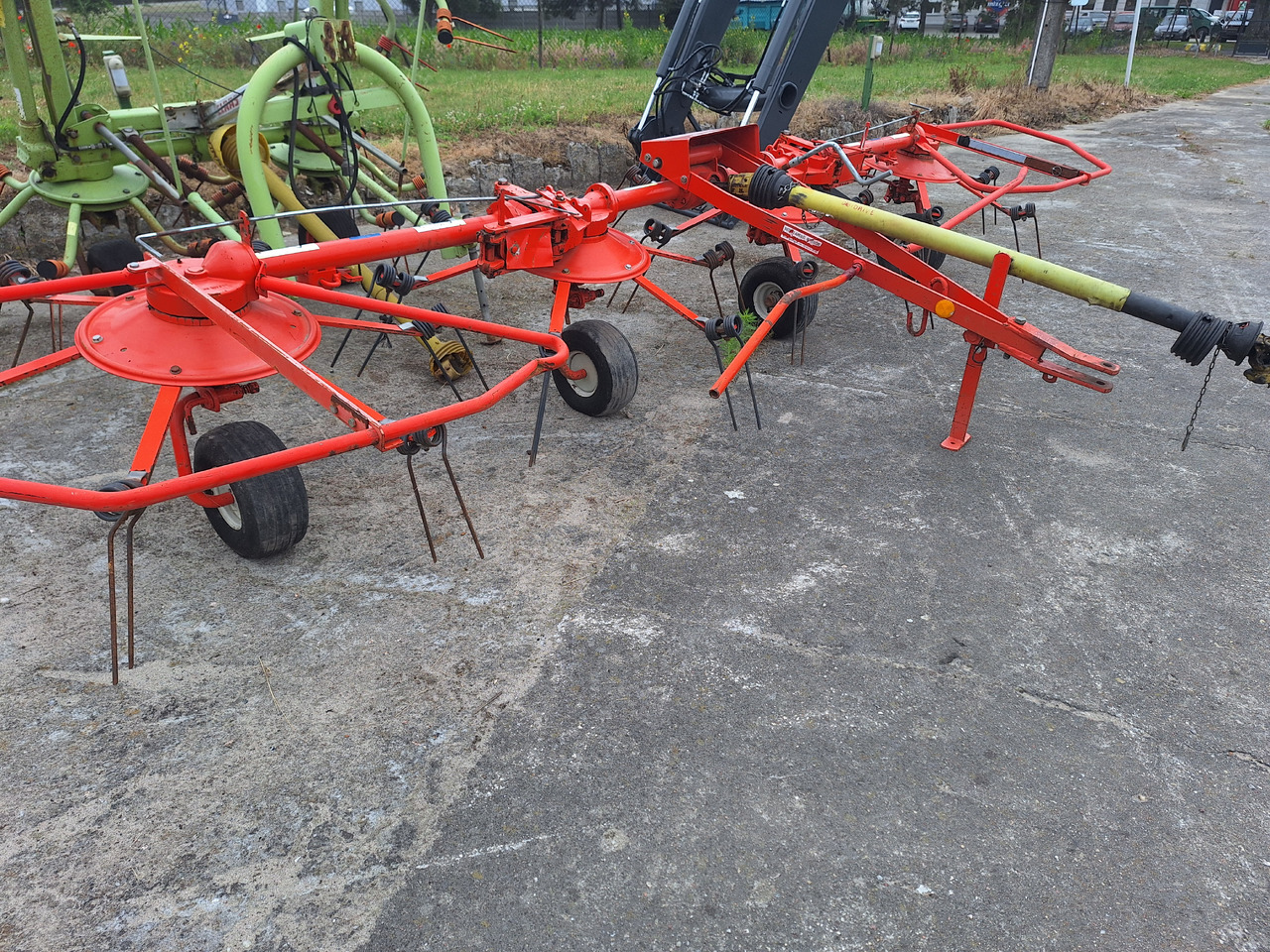 KUHN 5001T - Henificadora: foto 1 KUHN 5001T - Henificadora: foto 1