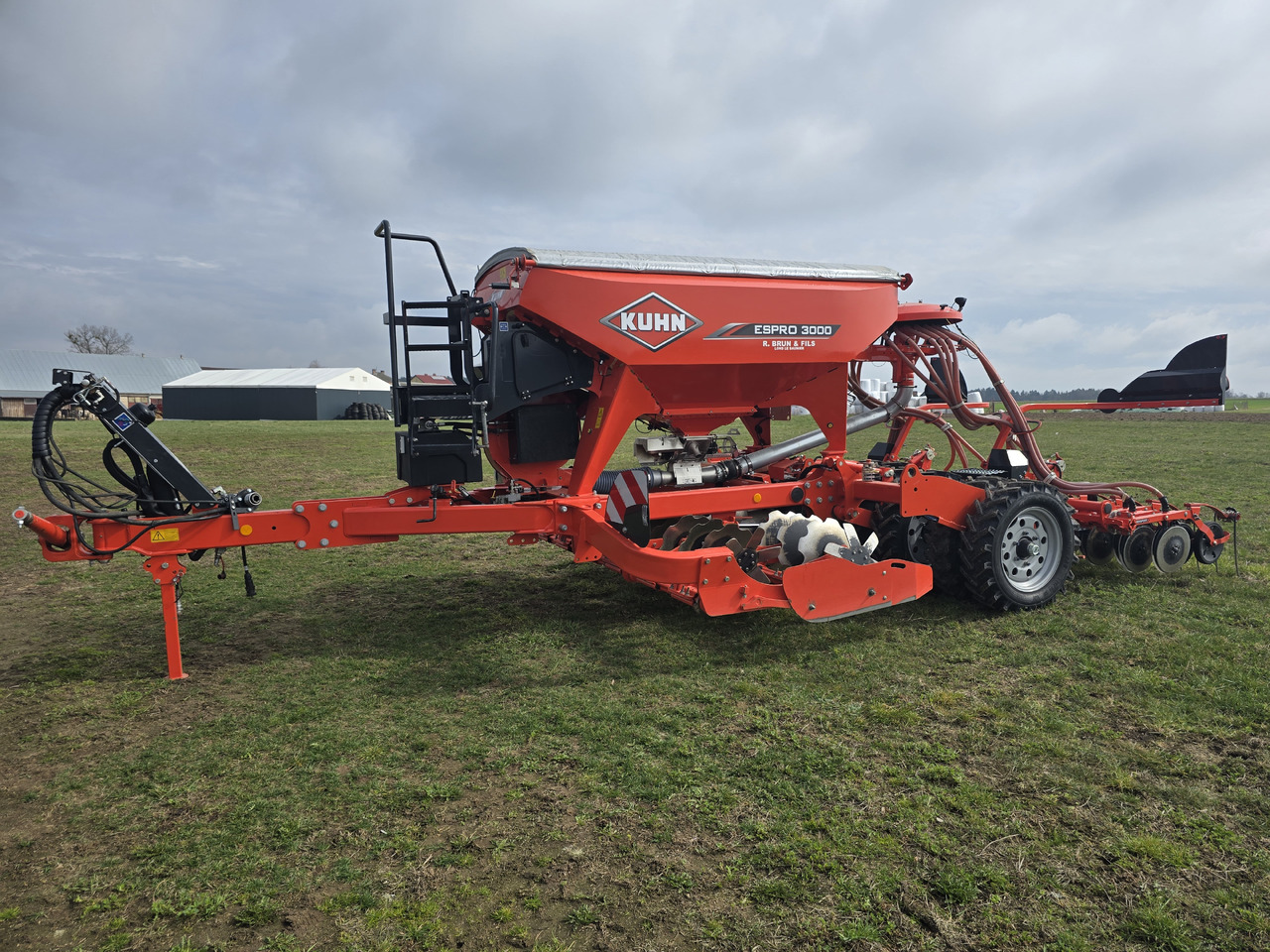 KUHN ESPRO 3000 - Combinado de siembra: foto 1 KUHN ESPRO 3000 - Combinado de siembra: foto 1