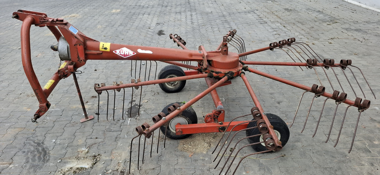 KUHN GA 300 GM - Henificadora: foto 1 KUHN GA 300 GM - Henificadora: foto 1