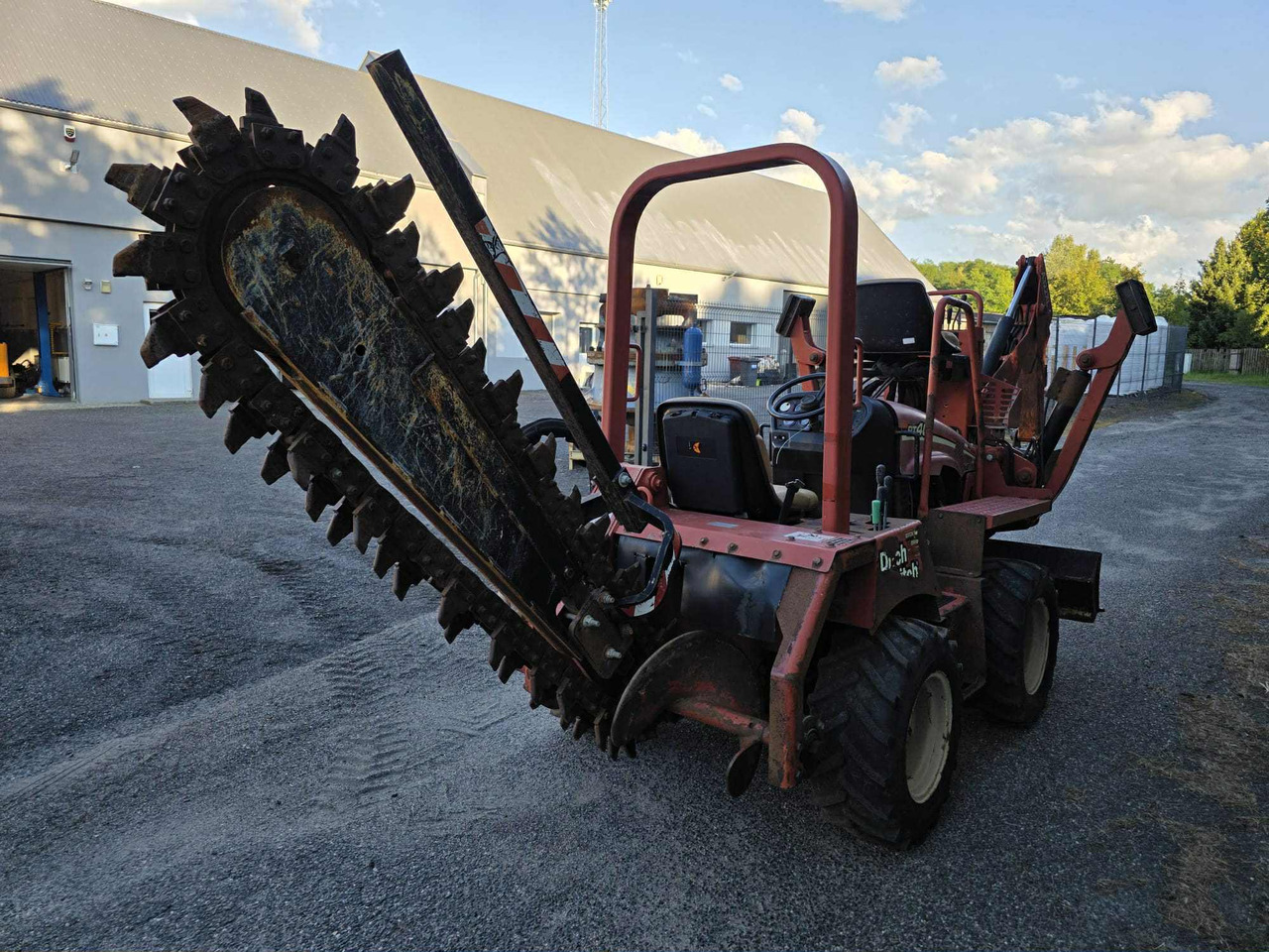 Knikmops Ditch Witch rt40 - Zanjadora: foto 3 Knikmops Ditch Witch rt40 - Zanjadora: foto 3