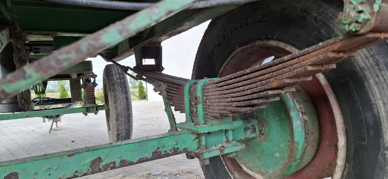 LE PUISET 352 E - Remolque volquete agrícola: foto 5 LE PUISET 352 E - Remolque volquete agrícola: foto 5