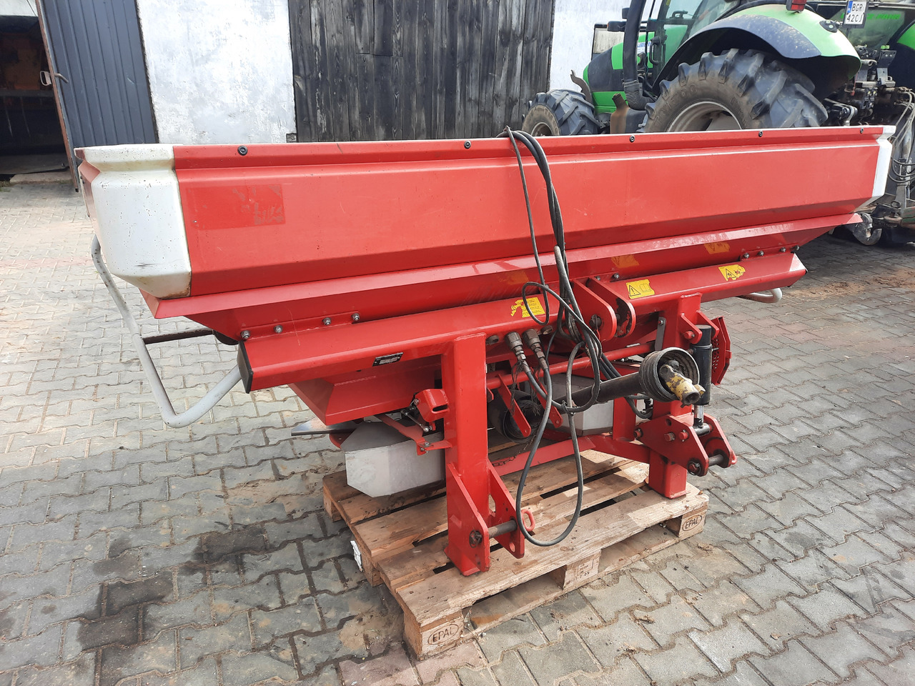 LELY CENTERLINER SX 2000 L - Esparcidor de fertilizantes: foto 4 LELY CENTERLINER SX 2000 L - Esparcidor de fertilizantes: foto 4