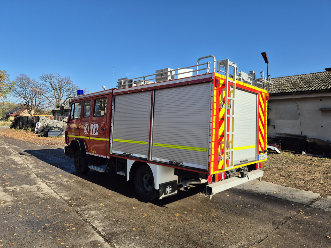 MERCEDES-BENZ 814F LF 8/6 - Camión de bomberos: foto 4 MERCEDES-BENZ 814F LF 8/6 - Camión de bomberos: foto 4