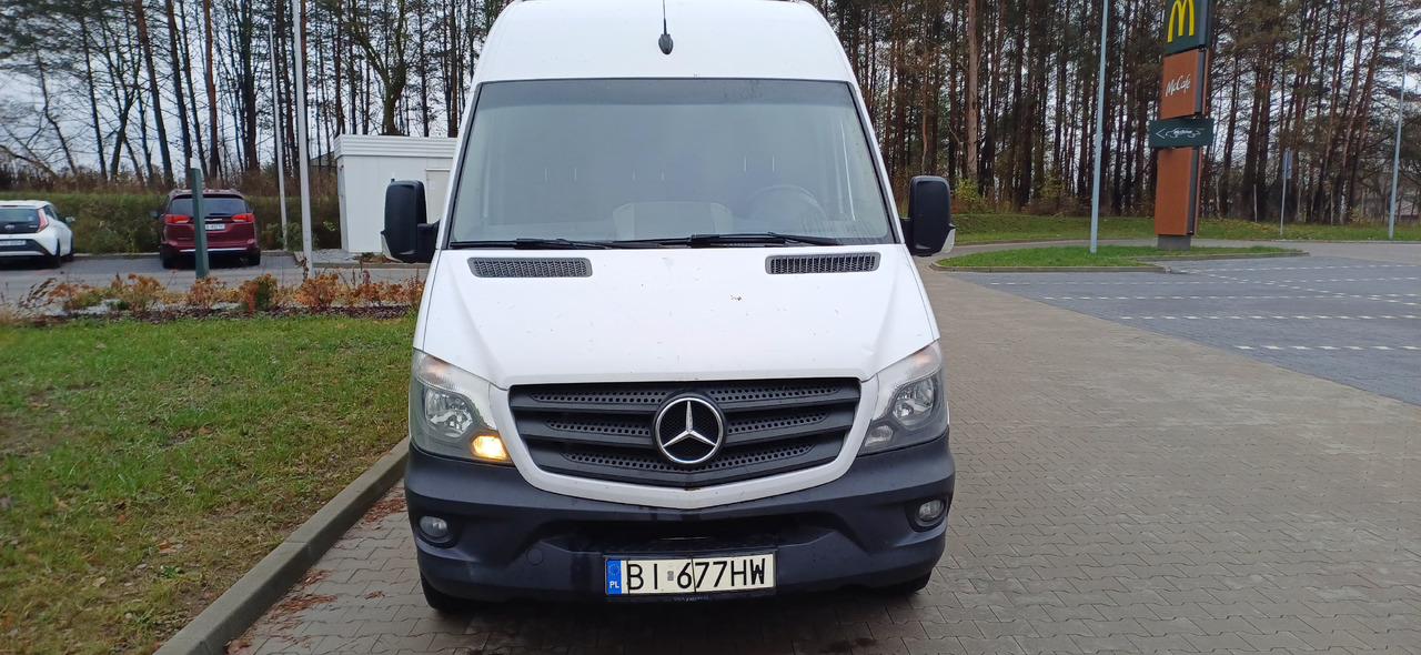 MERCEDES-BENZ Sprinter 319 BlueTec - Coche: foto 2 MERCEDES-BENZ Sprinter 319 BlueTec - Coche: foto 2