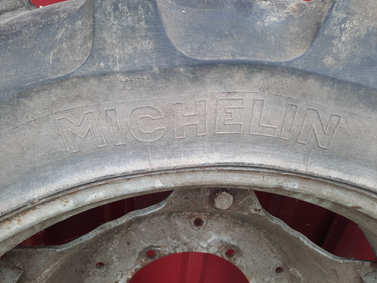 MICHELIN BIB X 9.5 R32 - Rueda completa para Maquinaria agrícola: foto 4 MICHELIN BIB X 9.5 R32 - Rueda completa para Maquinaria agrícola: foto 4